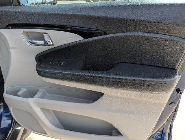Used 2022 Honda Pilot Touring image 35