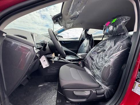 New 2026 Kia Niro LX FWD image 11