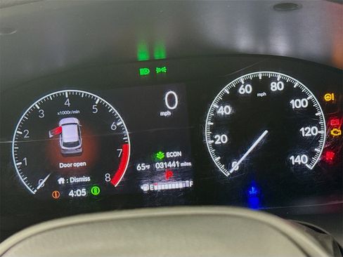 Used 2023 Honda HR-V LX image 14