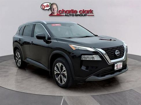 Used 2023 Nissan Rogue SV w/ SV Premium B Package image 7