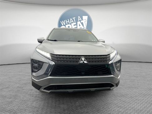 Used 2022 Mitsubishi Eclipse Cross SE image 9