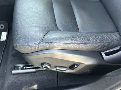 Certified 2025 Volvo XC60 B5 Plus image 62