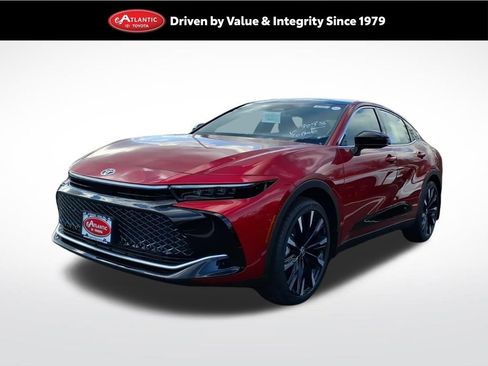 New 2026 Toyota Crown Platinum image 3