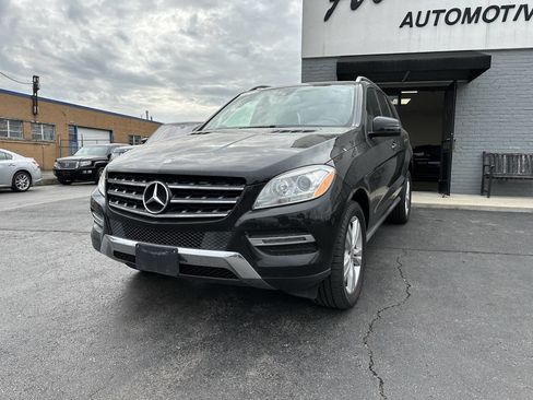 Used 2015 Mercedes-Benz ML 350 4MATIC w/ Premium 1 Package image 9