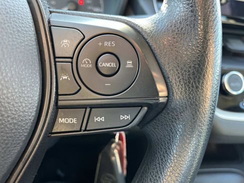 Used 2023 Toyota Corolla LE image 23