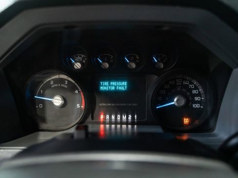 Used 2011 Ford F350 XL w/ PWR Equipment Group AWD/4WD image 12