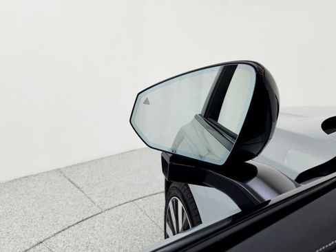 New 2025 Volvo EX90 Plus w/ Protection Package Premier image 24