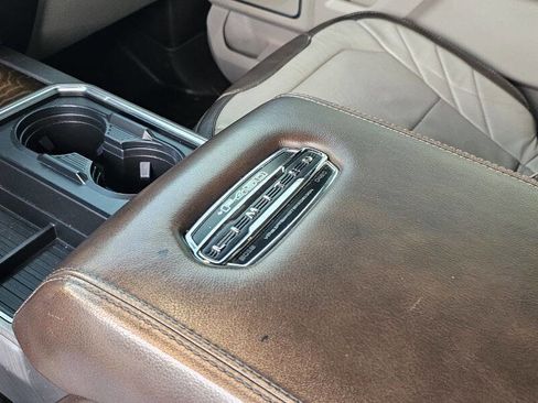 Used 2019 Ford F450 Limited image 31