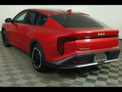 Used 2025 Kia K4 EX FWD image 14