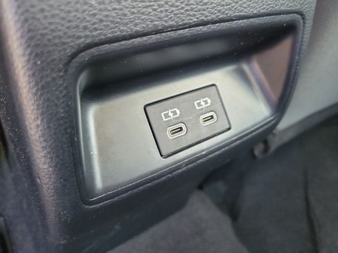 Used 2024 Toyota Corolla LE FWD image 13