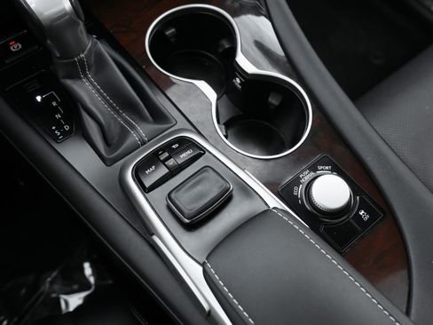 Used 2019 Lexus RX 350 350 F Sport w/ Navigation Package image 19