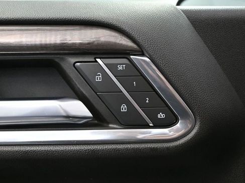 Used 2023 Chevrolet Silverado 1500 LTZ image 24