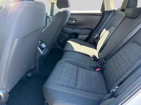 Used 2023 Honda HR-V LX image 19