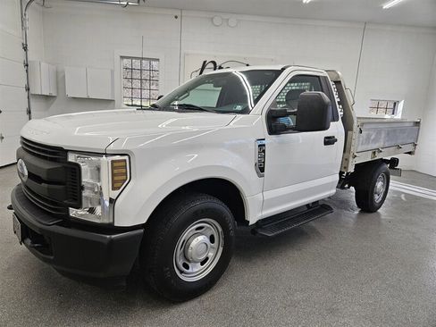 Used 2019 Ford F250 XL RWD image 1