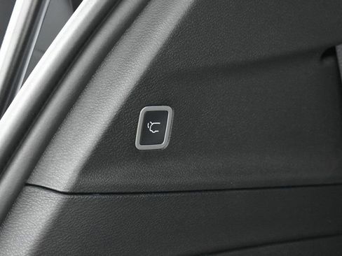 New 2026 Chrysler Voyager LX FWD image 29