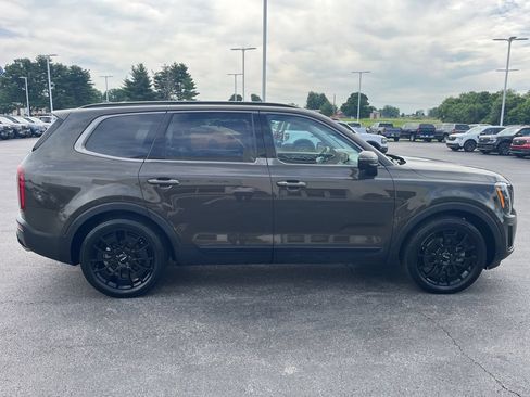 Used 2022 Kia Telluride SX w/ SX Prestige Package AWD/4WD image 6