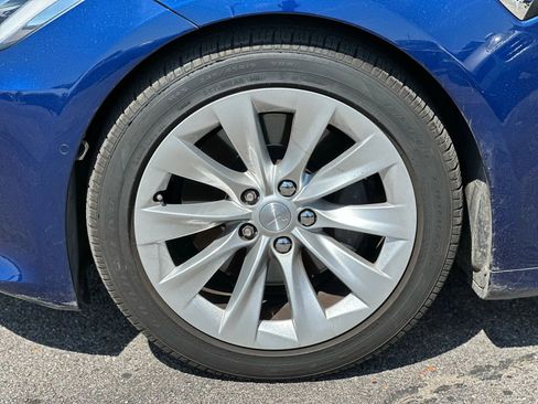 Used 2017 Tesla Model S 75 image 21