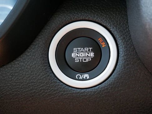 Used 2019 RAM 1500 Tradesman AWD/4WD image 30