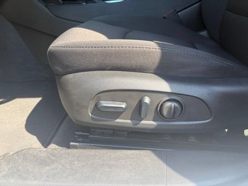 Used 2024 Chevrolet Malibu LT FWD image 33