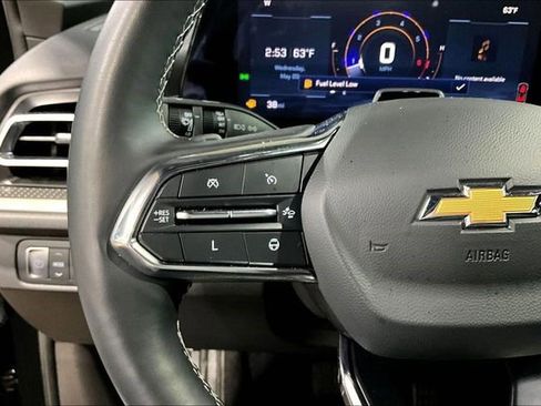 Used 2024 Chevrolet Traverse LT w/ Enhanced Driving Package FWD image 9