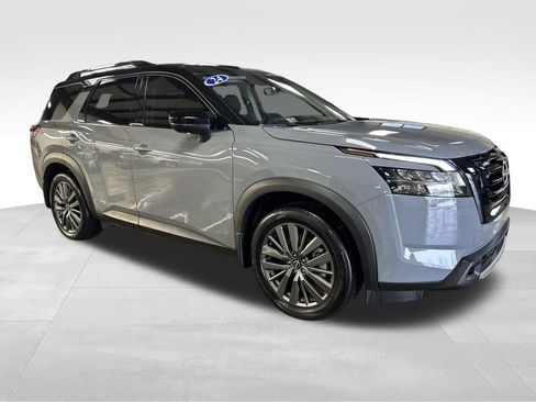 Certified 2024 Nissan Pathfinder SL w/ SL Premium Package image 7