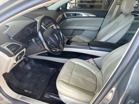 Used 2017 Lincoln MKZ Reserve w/ Technology Package AWD/4WD image 8