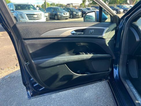 Used 2017 Lincoln MKZ Reserve FWD image 15