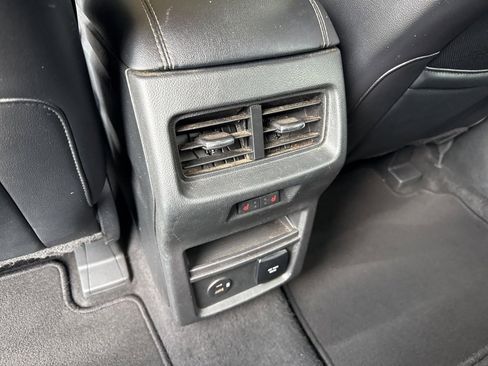 Used 2022 Ford Edge Titanium w/ Equipment Group 301A image 38