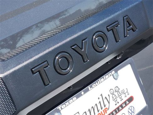 New 2026 Toyota 4Runner SR5 image 8