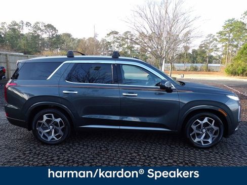 Used 2022 Hyundai Palisade Calligraphy w/ Winter Package image 5