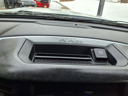 Used 2024 RAM 2500 Big Horn image 25