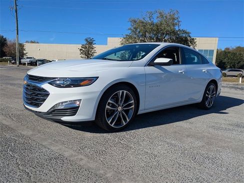 Used 2025 Chevrolet Malibu LT image 8