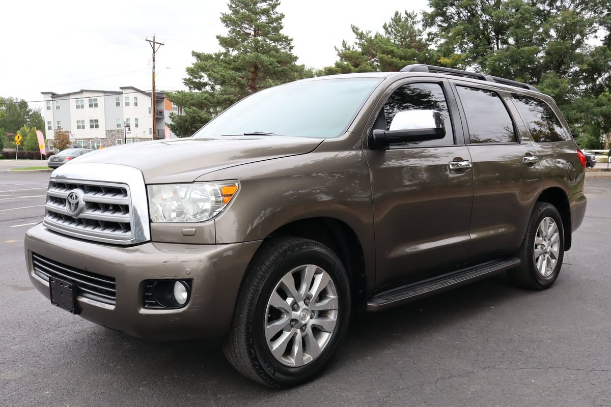 Used 2013 Toyota Sequoia Limited AWD/4WD image 11