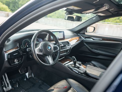 Used 2019 BMW M550i xDrive AWD/4WD image 12