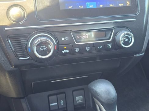 Used 2015 Honda Civic SE image 23