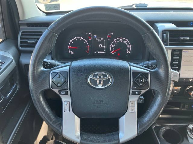 Used 2020 Toyota 4Runner SR5 Premium AWD/4WD image 12