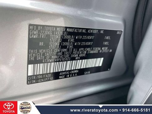 Used 2023 Toyota RAV4 XLE AWD/4WD image 19