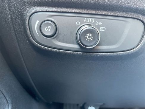 Certified 2019 Chevrolet Equinox LT image 17