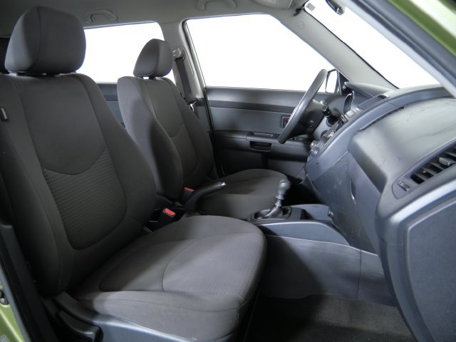 Used 2013 Kia Soul FWD image 13