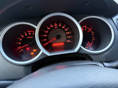 Used 2010 Toyota Tacoma 4x4 Access Cab image 24