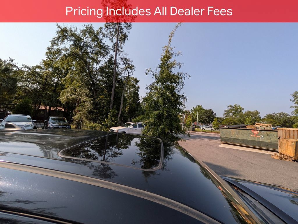 Used 2019 Toyota Tacoma TRD Off-Road AWD/4WD image 11