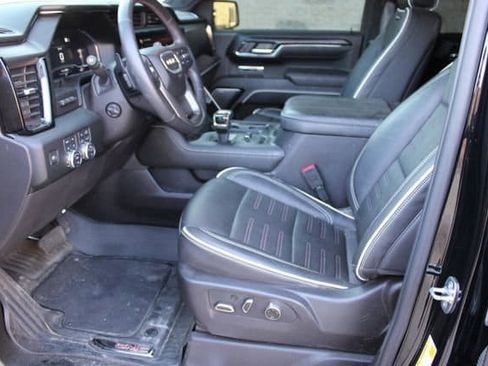 Used 2024 GMC Sierra 1500 AT4X image 16