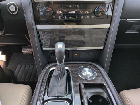 Used 2022 Nissan Armada Platinum w/ Captain's Chairs Package RWD image 26
