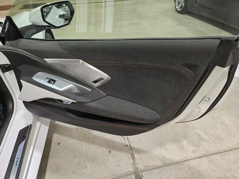 Used 2023 Chevrolet Corvette Stingray Premium Cpe w/ Z51 Performance Package image 33