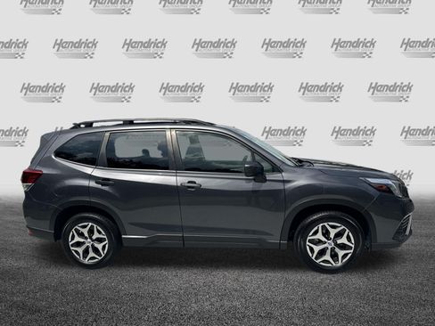 Used 2023 Subaru Forester Premium AWD/4WD image 11