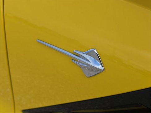 Used 2018 Chevrolet Corvette Stingray Coupe w/ 3LT Preferred Equipment Group image 7