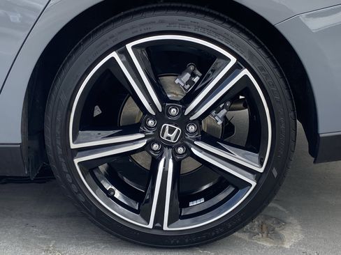 Used 2025 Honda Accord Sport image 7