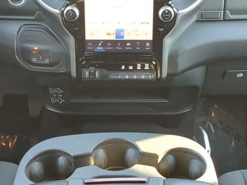 Used 2025 RAM 2500 Big Horn image 19