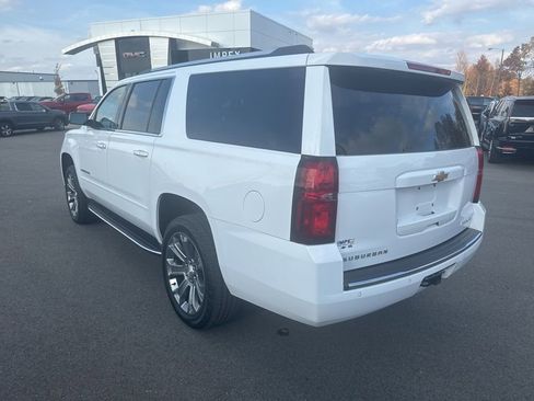 Used 2019 Chevrolet Suburban Premier image 3