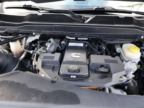 Used 2020 RAM 3500 Limited image 13